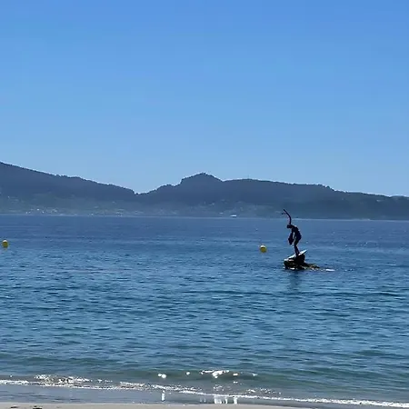 아파트 Piso En Primera Linea De La Playa De Silgar
