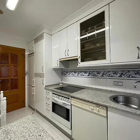 Piso En Primera Linea De La Playa De Silgar Sanxenxo