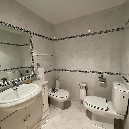 Piso En Primera Linea De La Playa De Silgar Apartment