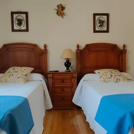 Apartment Piso En Primera Linea De La Playa De Silgar