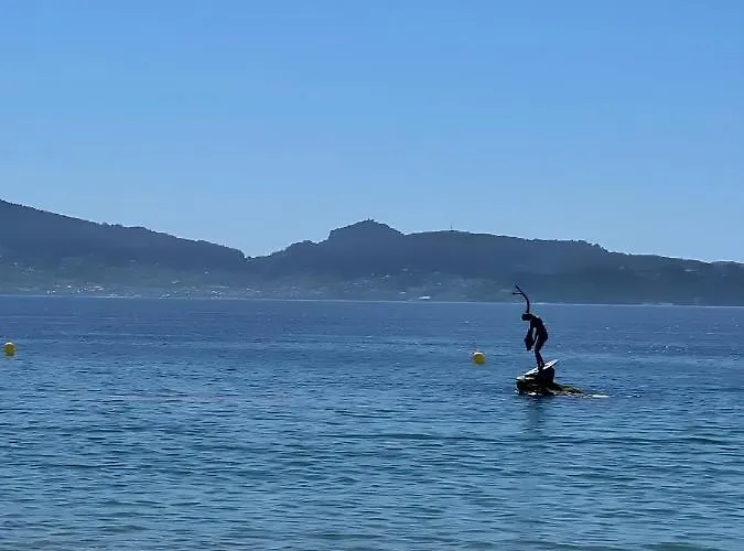 Daire Piso En Primera Linea De La Playa De Silgar