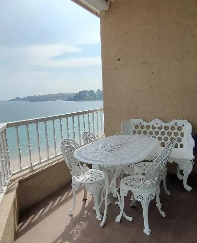 Piso En Primera Linea De La Playa De Silgar Daire