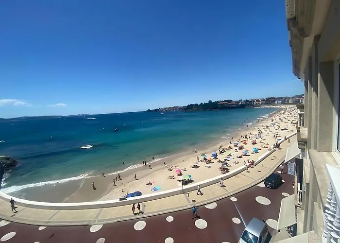 Apartamento Piso En Primera Línea De La Playa De Silgar *